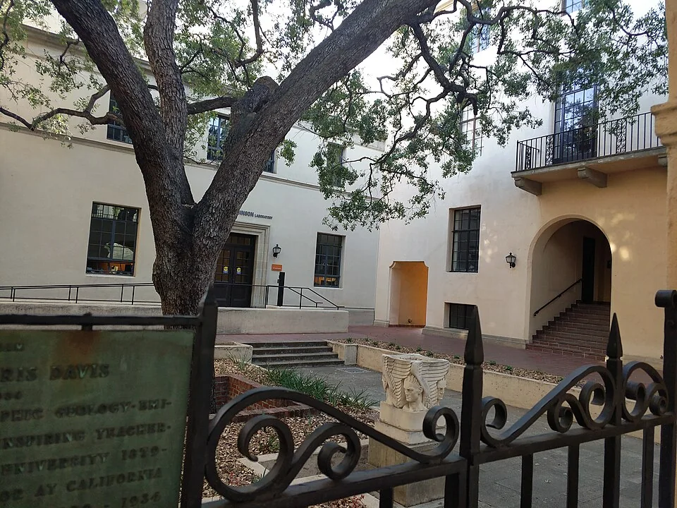 Caltech campus Pasadena — top 10 world university 2026